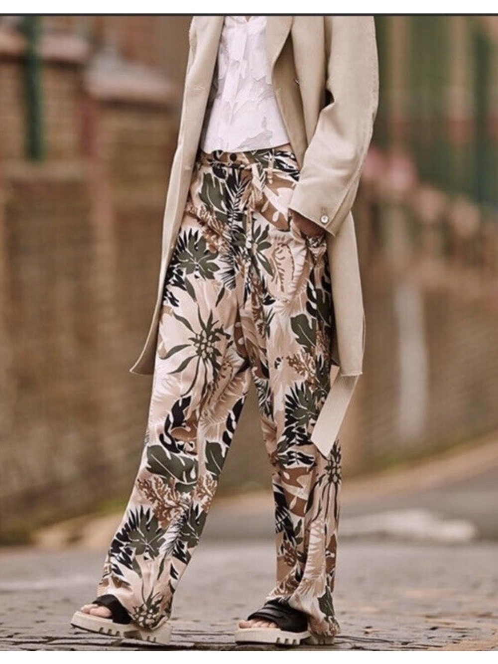 💚rag & bone Silk “Victoria” Tropical Print Pants